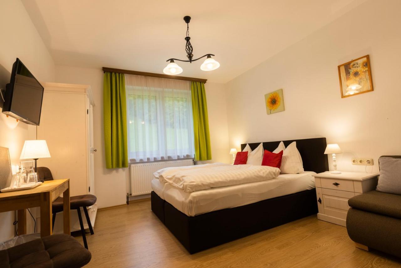Alpenhotel Ensmann Lassing  Екстериор снимка